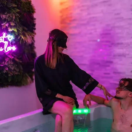 Dalikyda La Tentation Jacuzzi Cinéma élégant Apartman Le Havre