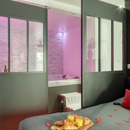 Dalikyda La Tentation Jacuzzi Cinéma élégant