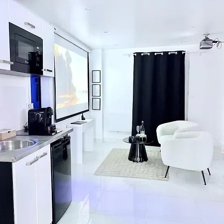 Apartament Dalikyda La Tentation Jacuzzi Cinema Elegant *