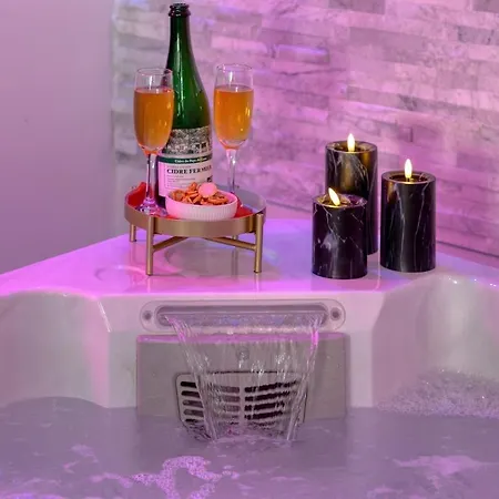 アパート Dalikyda La Tentation Jacuzzi Cinema Elegant *